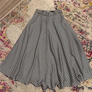 Banana Republic Skirt 0